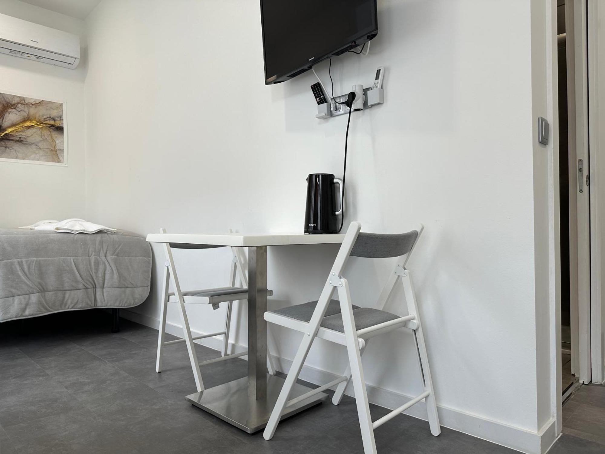 Laniakea Suites Lisbon Room photo
